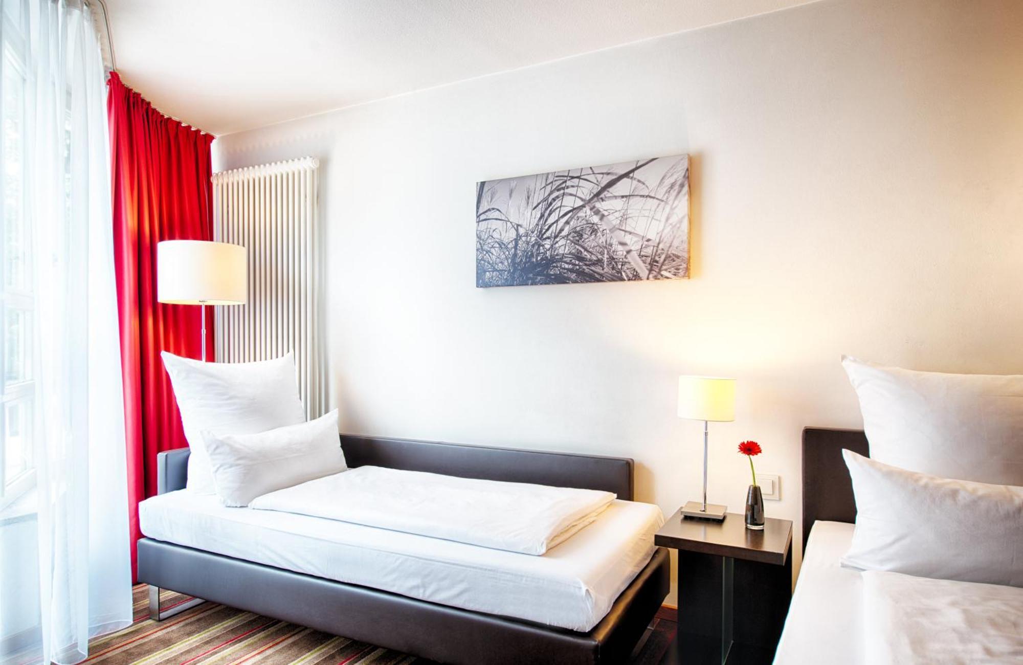 Leonardo West 4* München